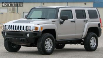 2006 Hummer H3 - 16x7.5 38mm - Stock Stock - Stock Suspension - 265/75R16
